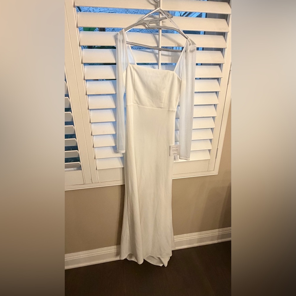 Lulu's Classic White Long Sleeve Dress